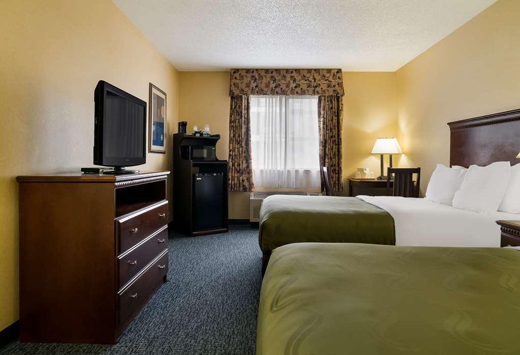 Quality Inn Grand Blanc Δωμάτιο φωτογραφία